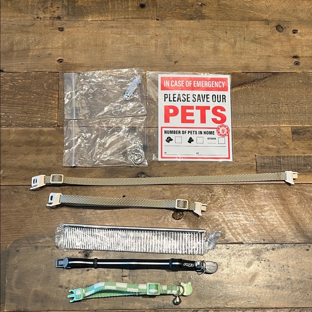 Pet Safety Emergency Kit with Collars and Sign
